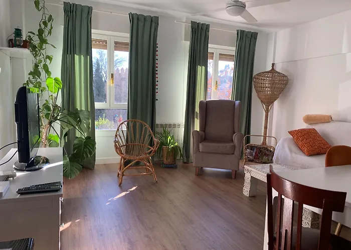 Casa Paseo del Tajo-CON PARKING GRATIS - 2 HABITACIONES